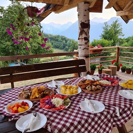 Bungalows Malagic Gusinje Bagian luar foto